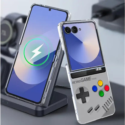 Retro Portable Vibrating Phone Case, Suitable for Samsung and Motorola Razr ZFLIP3/ZFLIP4/ZFLIP5/ZFLIP6/ZFLIP7/ZFOLD3/ZFOLD4/ZFOLD5/ZFOLD6/ZFOLD7 Phones. It Has Shock Protection Function. the Design Is Cute, Featuring 3D Curved Edges and Abstract Heart